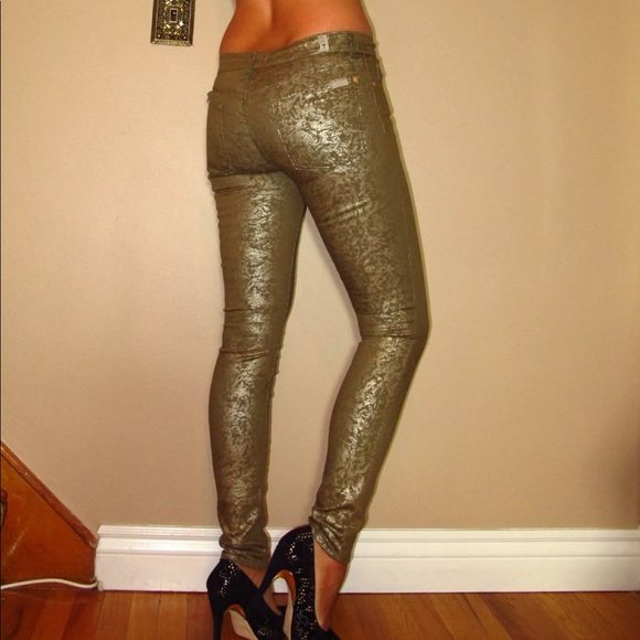 7 For All Mankind Gold Leaf Coated Skinny Jeans Size 25 Stretch - Picture 2 of 7
